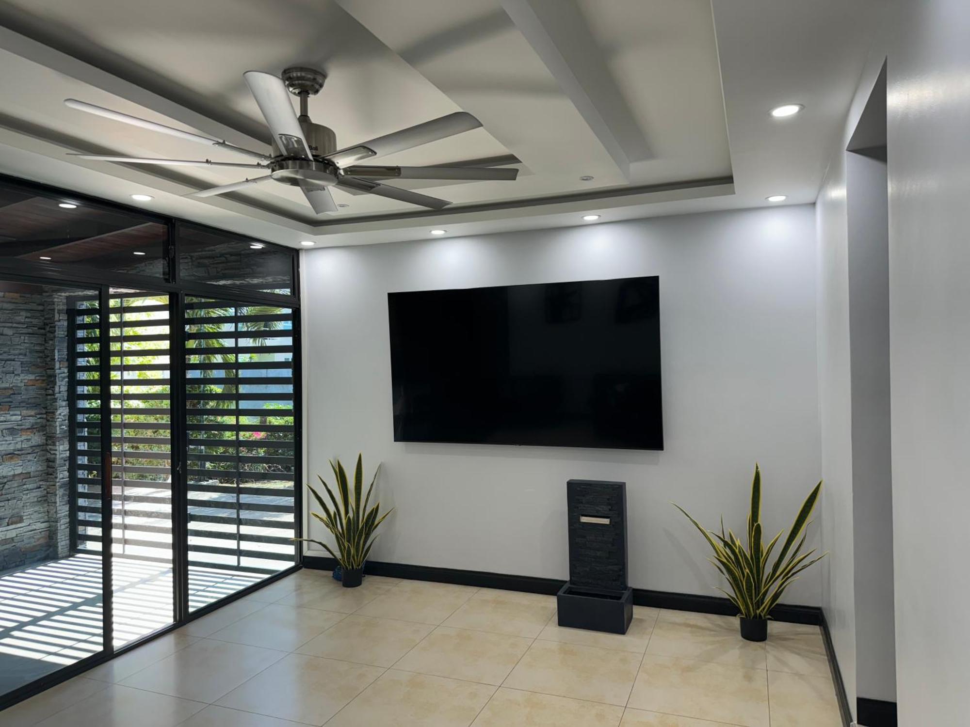 The Jewel Apartment Кингстън Екстериор снимка